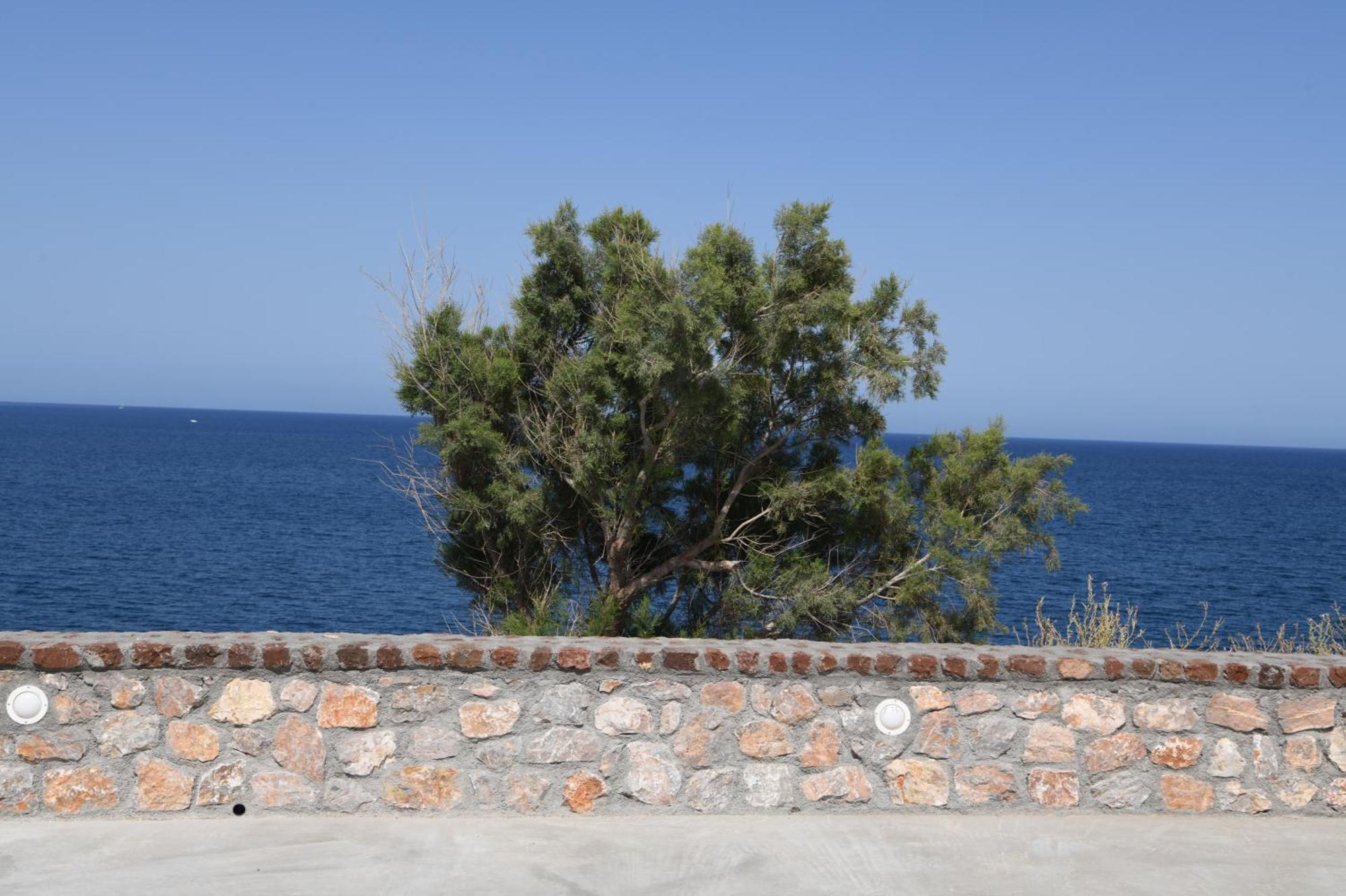 Starlight Luxury Seaside Villa & Suites Imerovigli  Eksteriør billede