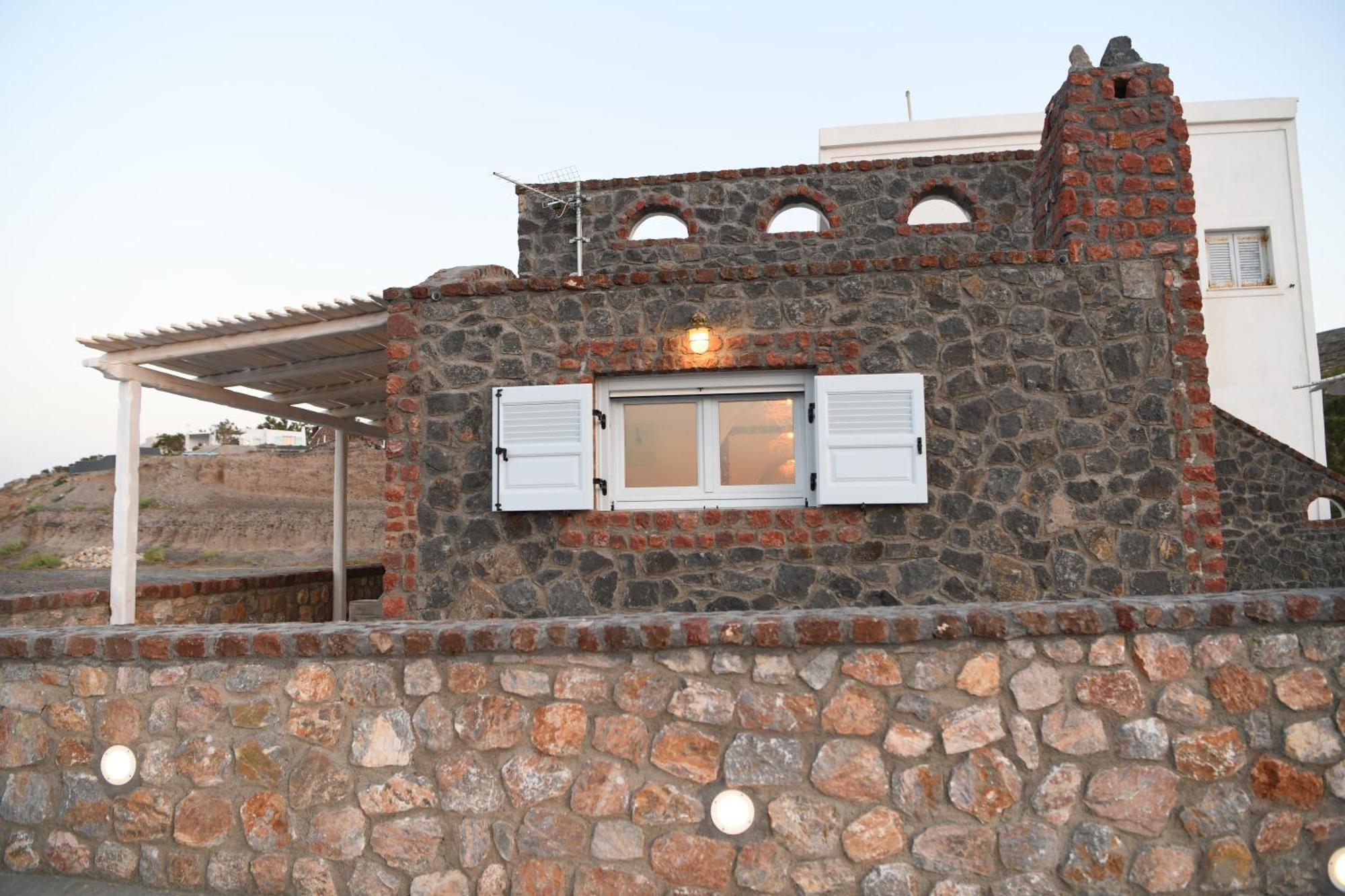 Starlight Luxury Seaside Villa & Suites Imerovigli  Eksteriør billede