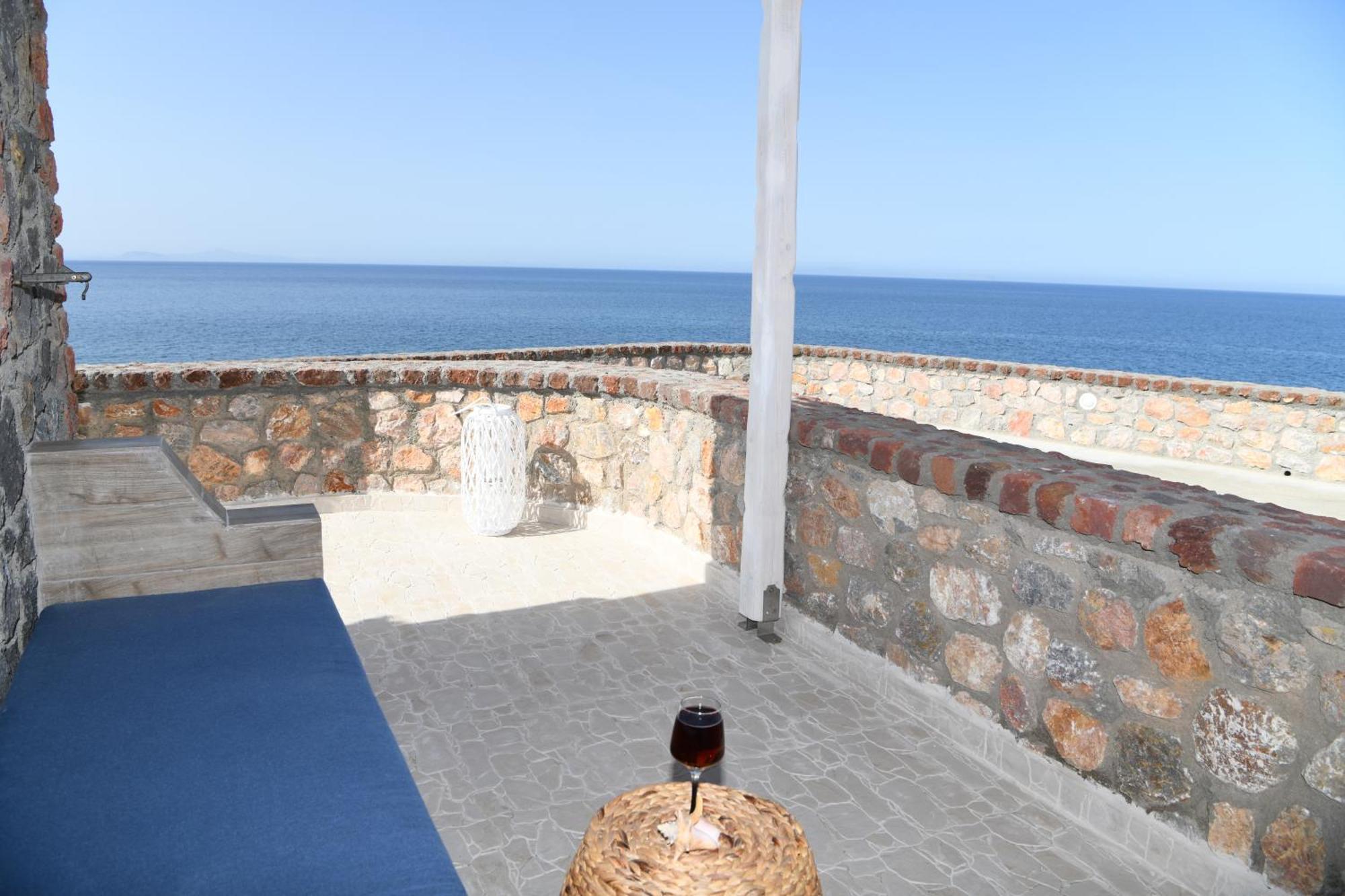 Starlight Luxury Seaside Villa & Suites Imerovigli  Eksteriør billede
